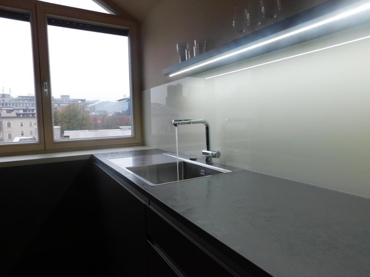 Wolfova Apartment Любляна Экстерьер фото